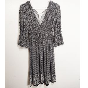 Max Studio | Black and Ivory Longsleeve Dress